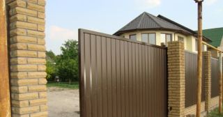 Купить откатные ворота из профнастила Каменск-Уральский, цена от 1742 руб.