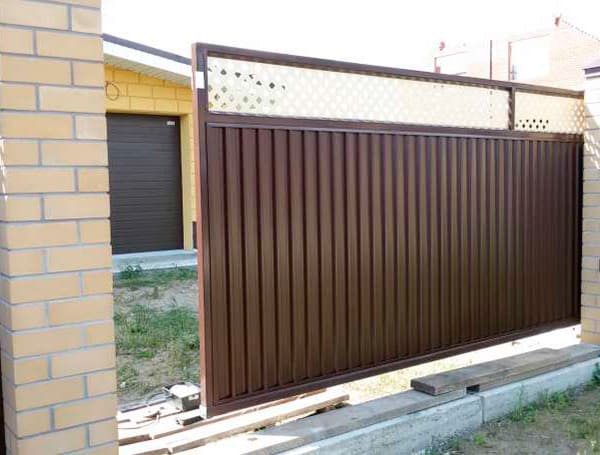 Эстетика и Надежность: Ворота Grand Line для Вашего Дома в Каменске-Уральском от 36681 руб